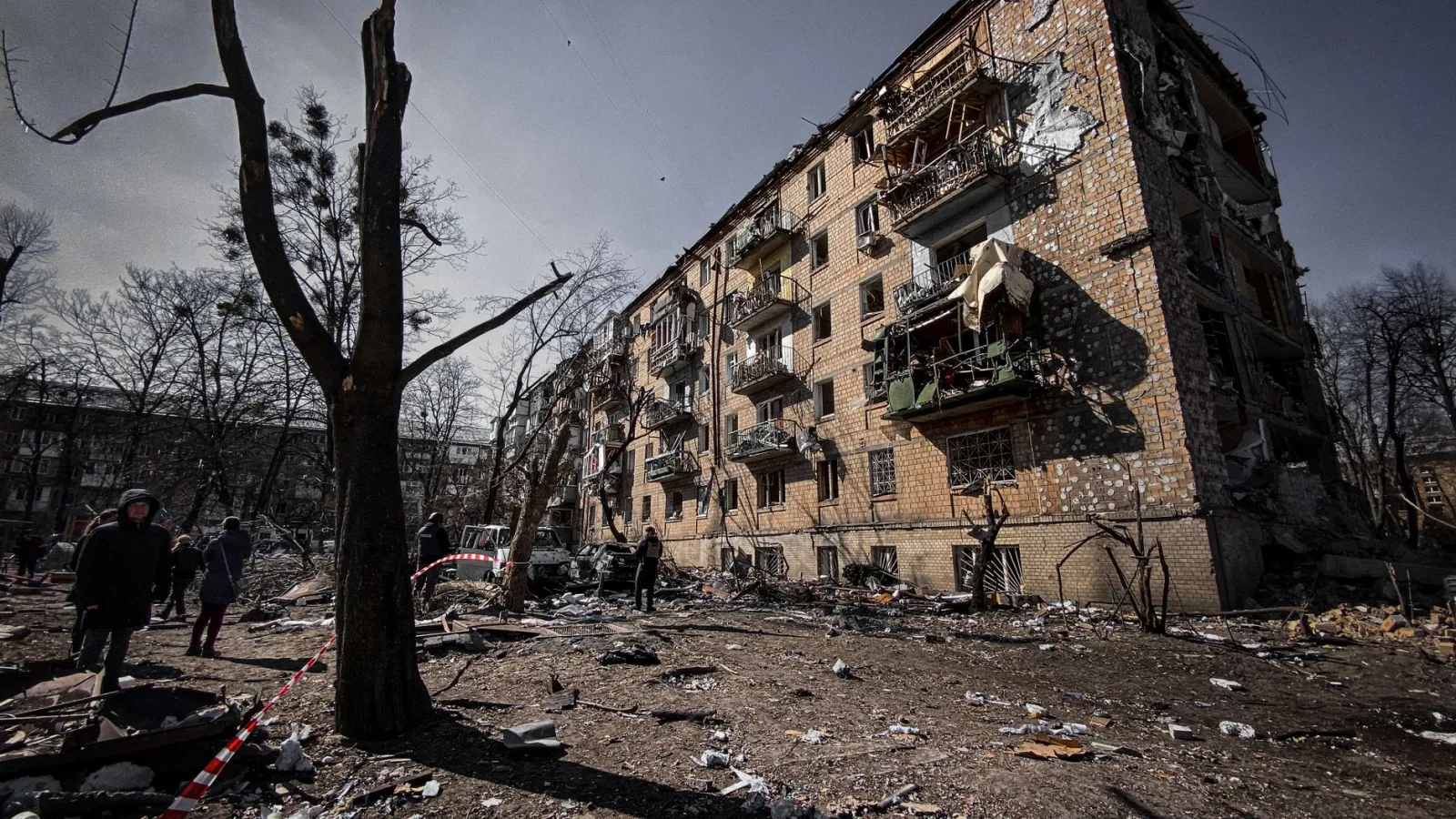 Zelensky to seek Nato air defence support as Russian strikes intensify