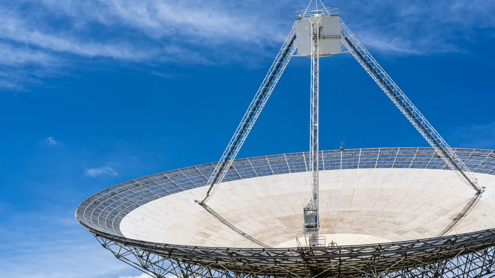 Europe risks reliance on foreign orbital data centres, think tank warns
